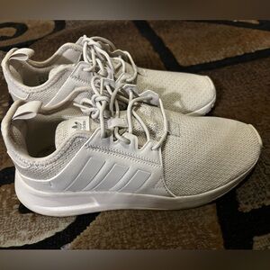Adidas size 4 1/2